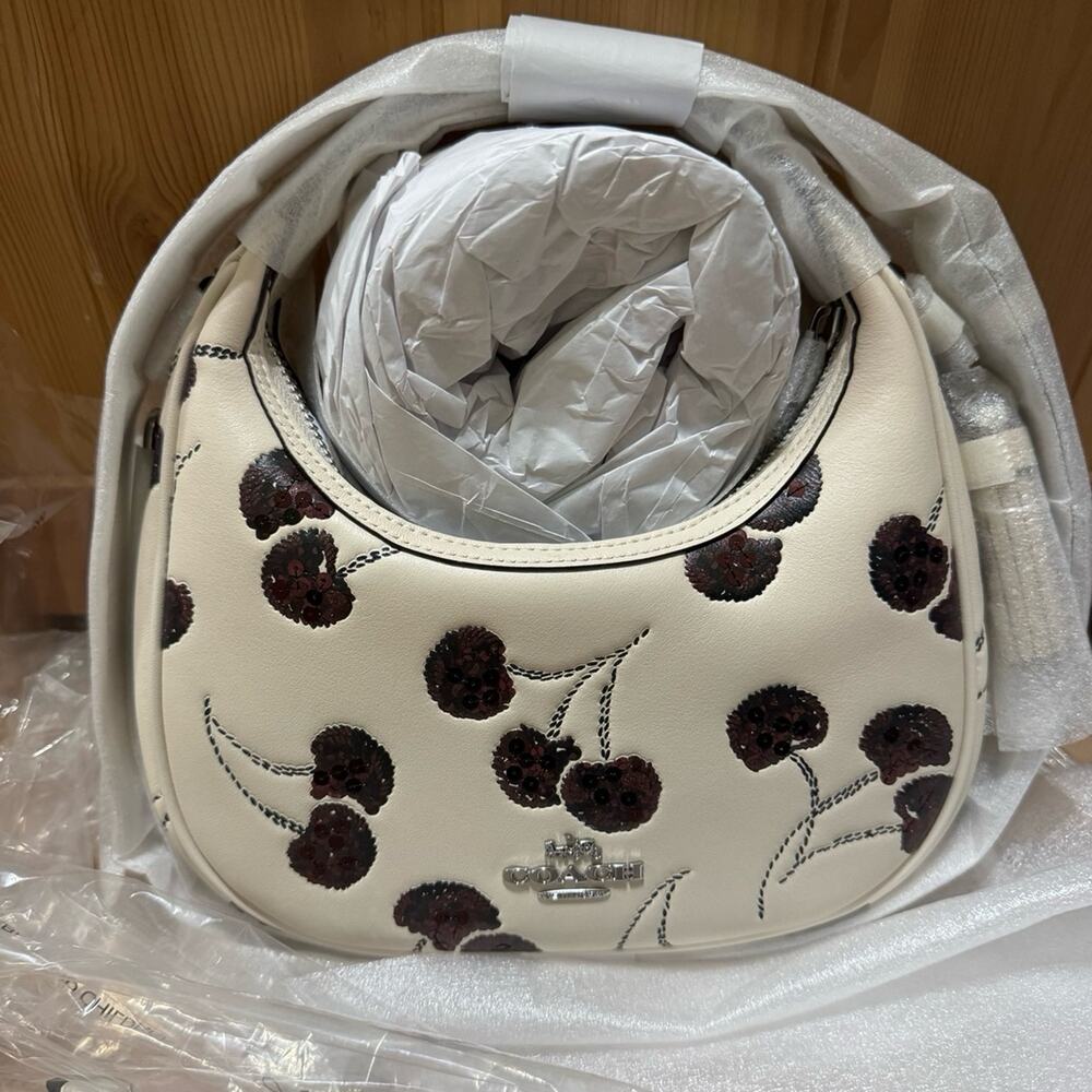 🍒Coach Carmen Mini Crossbody Bag With Cherry Print - Picture 10 of 12